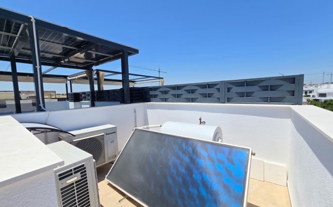 Herverkoop - Villa -
Ciudad Quesada - Costa Blanca