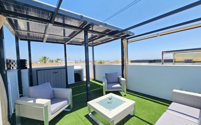 Herverkoop - Villa -
Ciudad Quesada - Costa Blanca