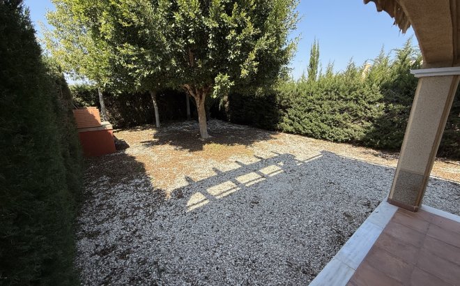 Herverkoop - Town House -
Mil Palmeras - Costa Blanca