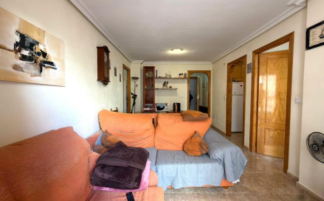 Herverkoop - Appartement -
Torrevieja - Curva Del Palangre