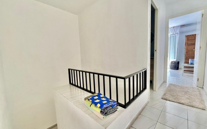 Herverkoop - Appartement -
Torrevieja - Playa de los Locos