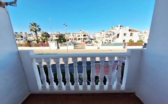 Revente - Appartement -
Villamartin - Costa Blanca