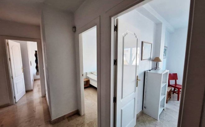 Revente - Appartement -
Villamartin - Costa Blanca