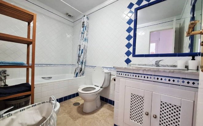 Revente - Appartement -
Villamartin - Costa Blanca