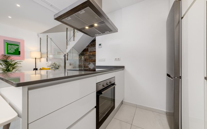 Herverkoop - Villa -
Villamartin - Costa Blanca