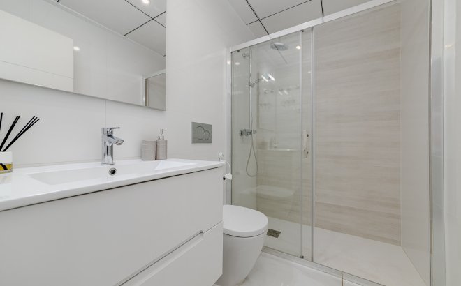 Herverkoop - Villa -
Villamartin - Costa Blanca