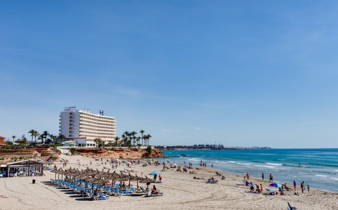Herverkoop - Villa -
Villamartin - Costa Blanca