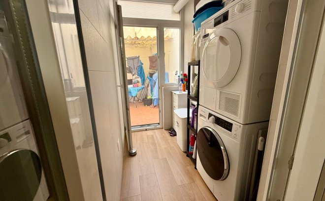 Herverkoop - Appartement -
Torrevieja - Centro