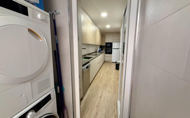 Herverkoop - Appartement -
Torrevieja - Centro