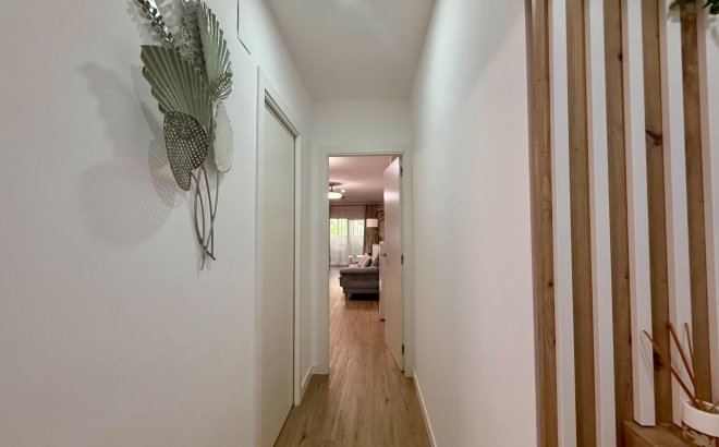 Herverkoop - Appartement -
Torrevieja - Centro