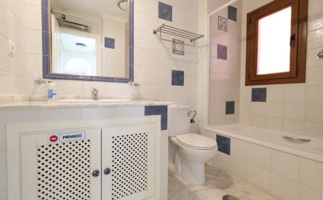 Herverkoop - Appartement -
Orihuela Costa - Costa Blanca
