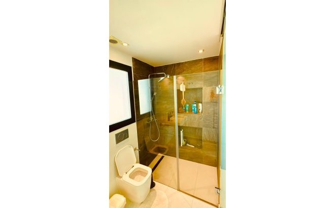 Herverkoop - Town House -
Orihuela Costa - Villamartín