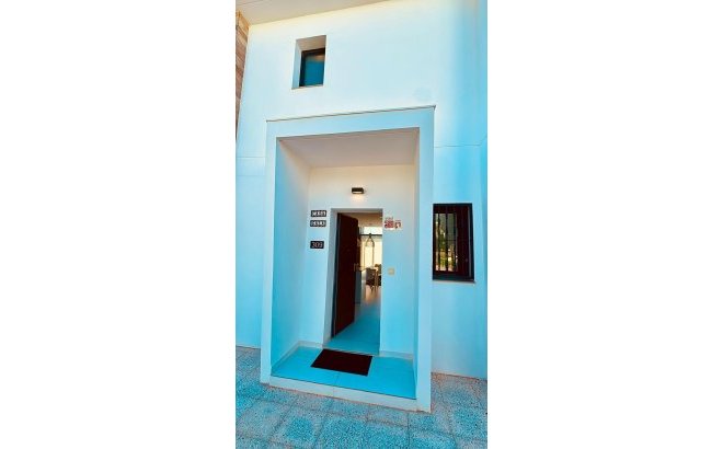 Herverkoop - Town House -
Orihuela Costa - Villamartín