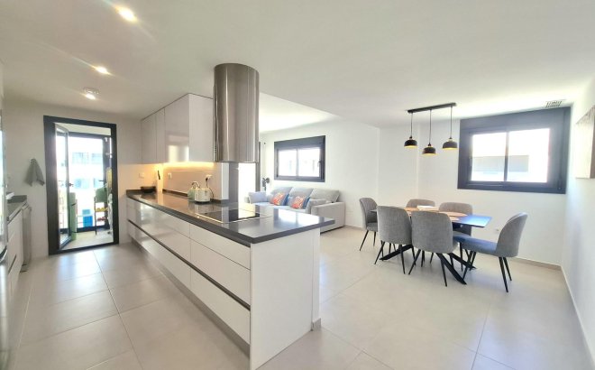 Revente - Appartement -
Orihuela Costa - Villamartín