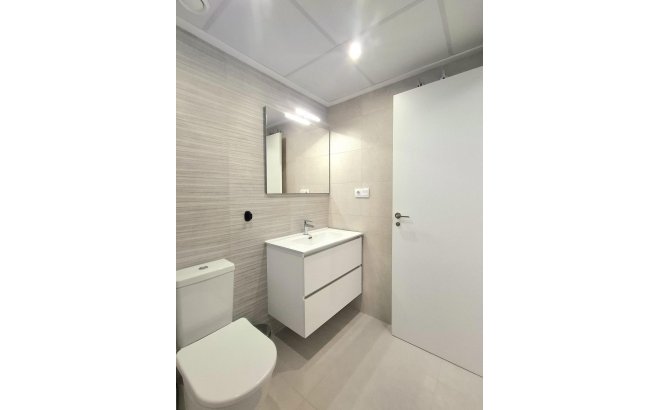 Revente - Appartement -
Orihuela Costa - Villamartín