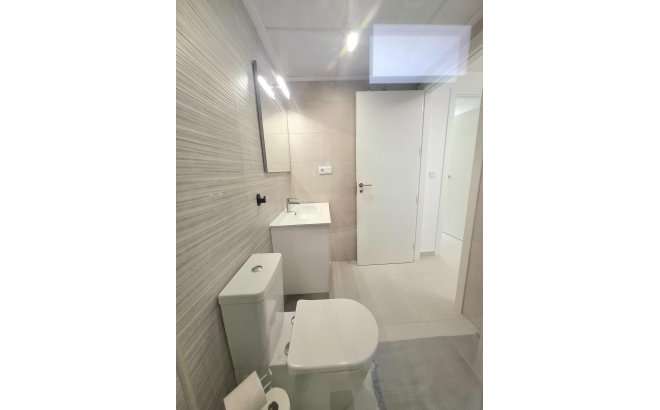 Revente - Appartement -
Orihuela Costa - Villamartín