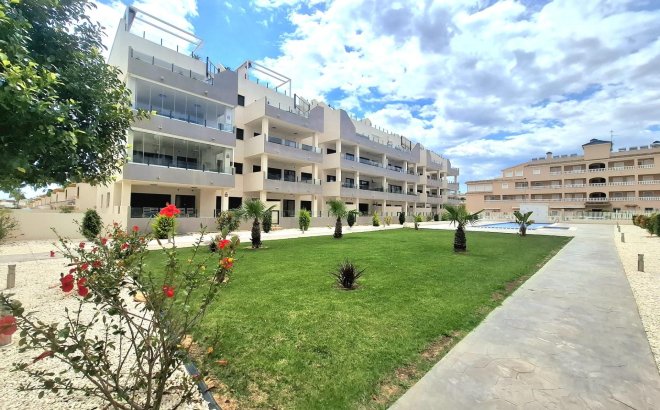 Revente - Appartement -
Orihuela Costa - Villamartín