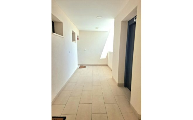 Revente - Appartement -
Orihuela Costa - Villamartín