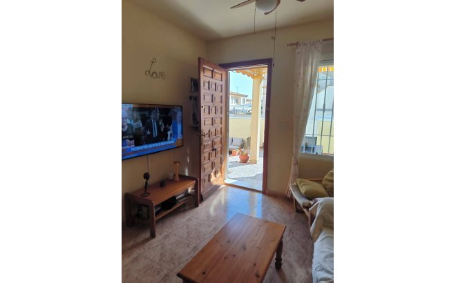 Herverkoop - Bungalow -
Orihuela Costa - Playa Flamenca