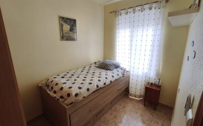 Herverkoop - Bungalow -
Orihuela Costa - Playa Flamenca