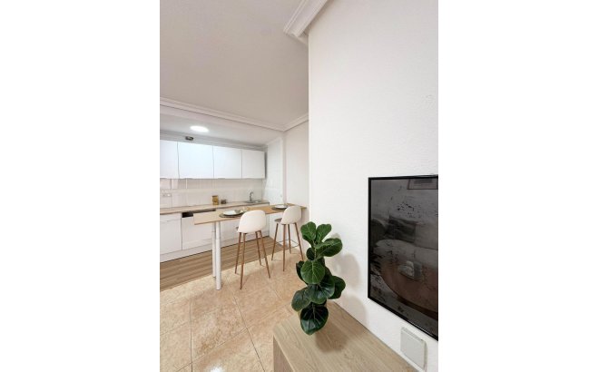 Herverkoop - Appartement -
Torrevieja