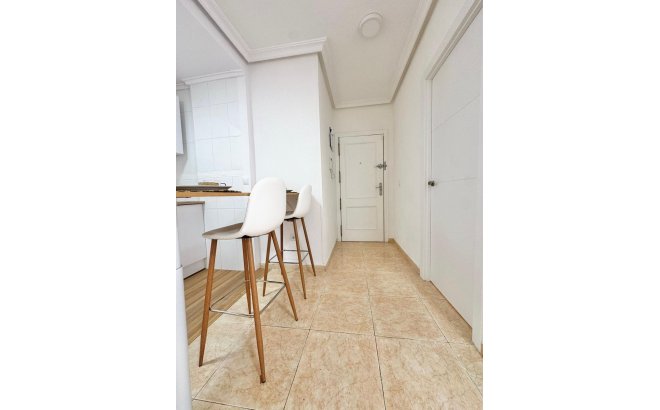 Herverkoop - Appartement -
Torrevieja