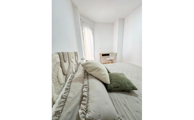 Herverkoop - Appartement -
Torrevieja