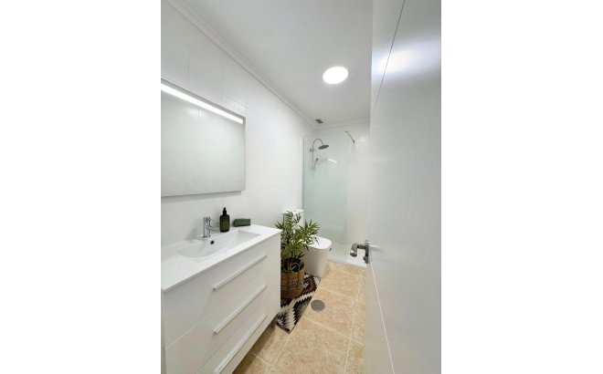 Herverkoop - Appartement -
Torrevieja