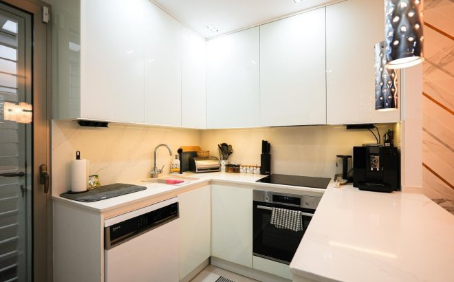 Herverkoop - Town House -
Torrevieja - Aguas Nuevas