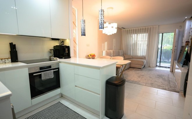 Herverkoop - Town House -
Torrevieja - Aguas Nuevas
