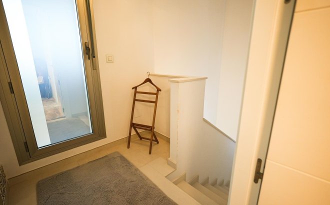 Herverkoop - Town House -
Torrevieja - Aguas Nuevas