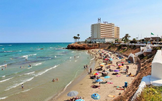 Herverkoop - Town House -
Villamartin - Costa Blanca