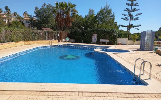 Revente - Appartement -
Villamartin - Costa Blanca