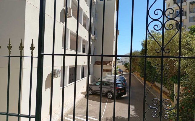 Revente - Appartement -
Villamartin - Costa Blanca
