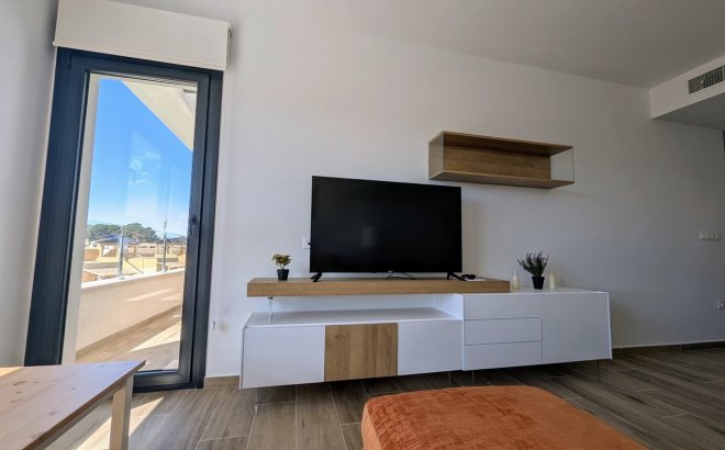 Herverkoop - Penthouse -
Villamartin - Costa Blanca