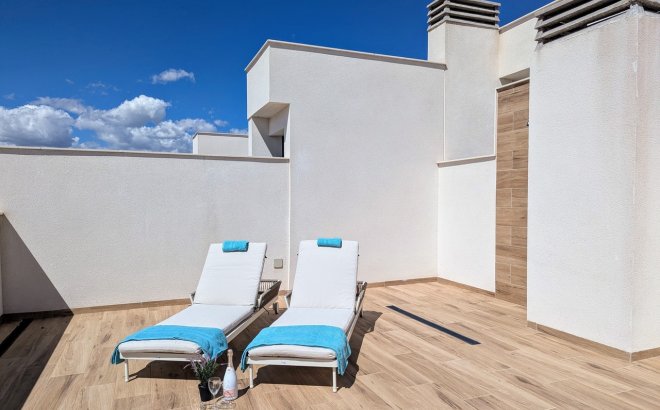 Herverkoop - Penthouse -
Villamartin - Costa Blanca