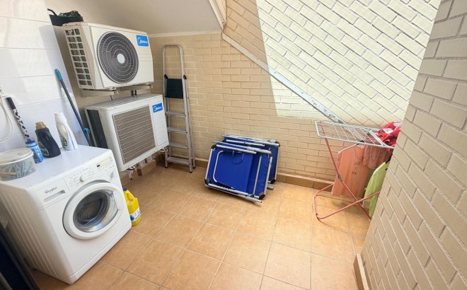 Revente - Appartement -
Orihuela Costa - Costa Blanca