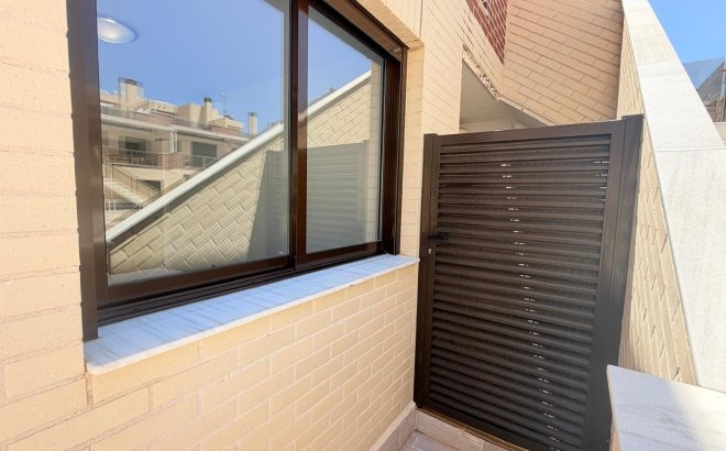 Revente - Appartement -
Orihuela Costa - Costa Blanca