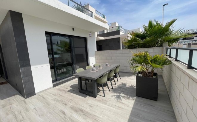 Resale - Villa -
Benijofar