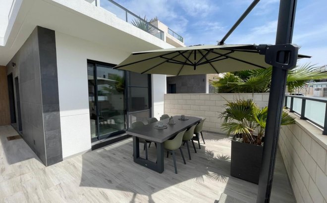 Resale - Villa -
Benijofar