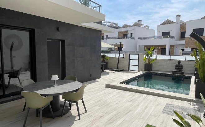 Resale - Villa -
Benijofar