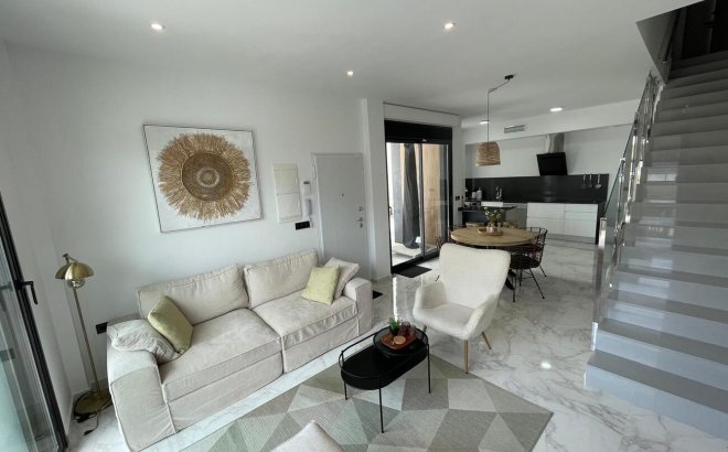 Resale - Villa -
Benijofar