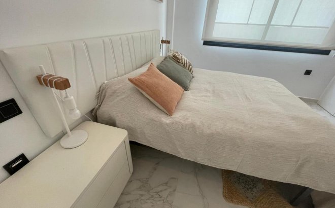 Resale - Villa -
Benijofar