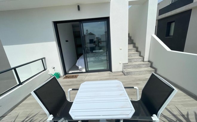 Resale - Villa -
Benijofar
