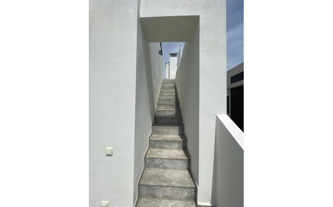 Resale - Villa -
Benijofar