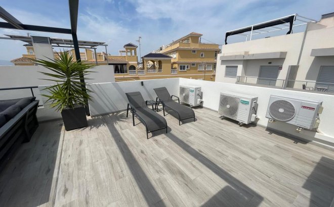 Resale - Villa -
Benijofar