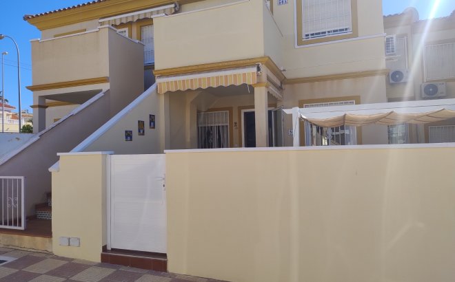 Revente - Bungalow -
Orihuela Costa - Costa Blanca