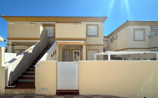 Revente - Appartement -
Orihuela Costa - Costa Blanca