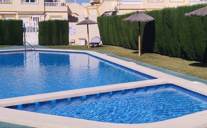 Revente - Appartement -
Orihuela Costa - Costa Blanca