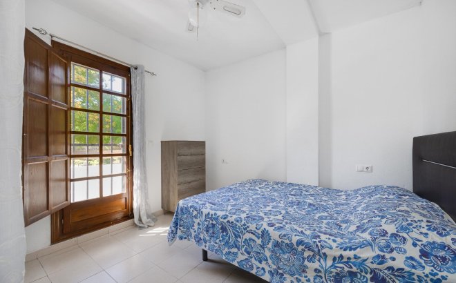 Herverkoop - Bungalow -
Torrevieja - Costa Blanca
